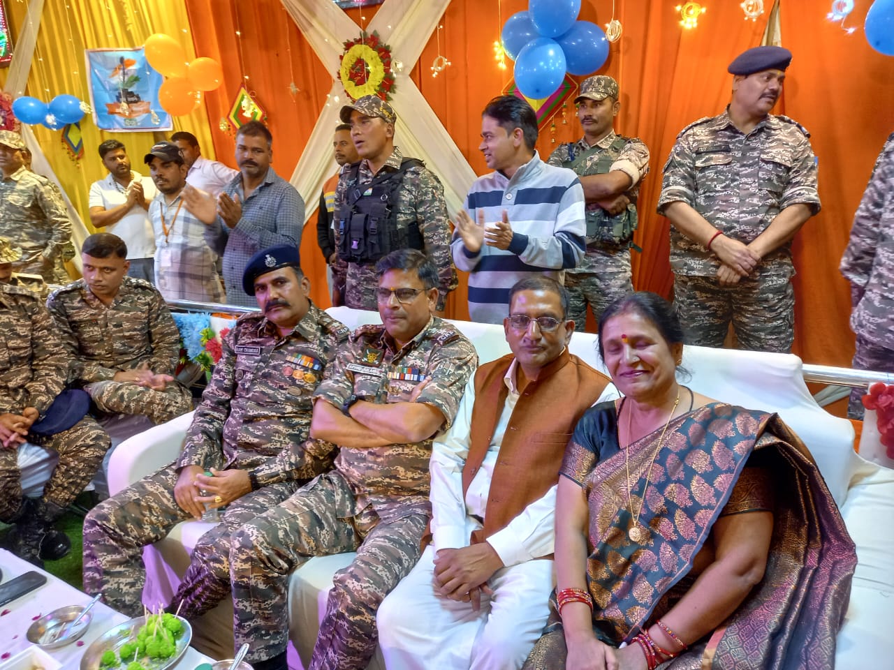 Forces felicitation